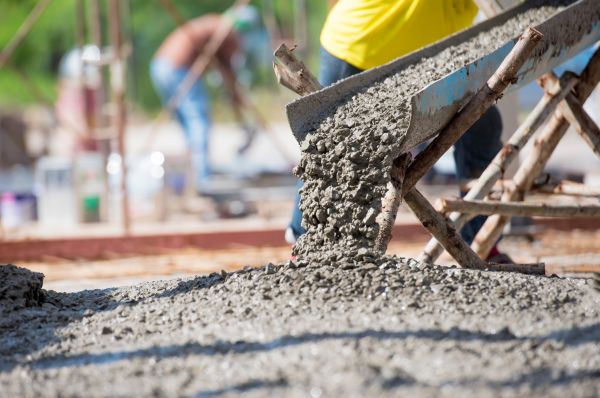 Backyard Concrete Pouring in Fairfield